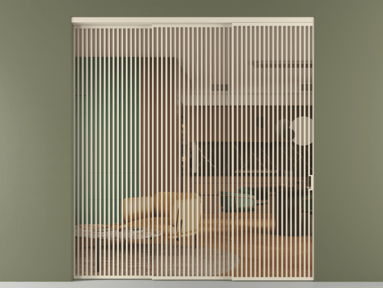 Алюминевая перегородка vn3_06_ Алюминий бежево-серый Прозрачное оранжевое стекло, триплекс, 6мм. Цвет Алюминий бежево-серый. Материал Алюминий в эмали. Коллекция Перегородка Formato внутри проёма 3 створки с синхронным механизмом. Картинка.