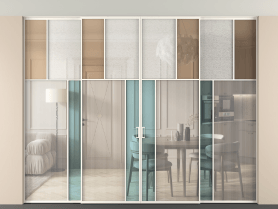 Алюминевая перегородка vntp4_2 Алюминий пудровый белый Четыре стекла. Цвет Алюминий пудровый белый. Материал Алюминий в эмали. Коллекция Перегородка Mosaic внутри проёма скрытое крепление в потолок 4 створки. Картинка.